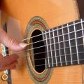 Pécsi Gitárklub - Girán Péter koncertje