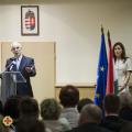 Balog Zoltán átadta a Civil Információs Centrumok megbízóleveleit